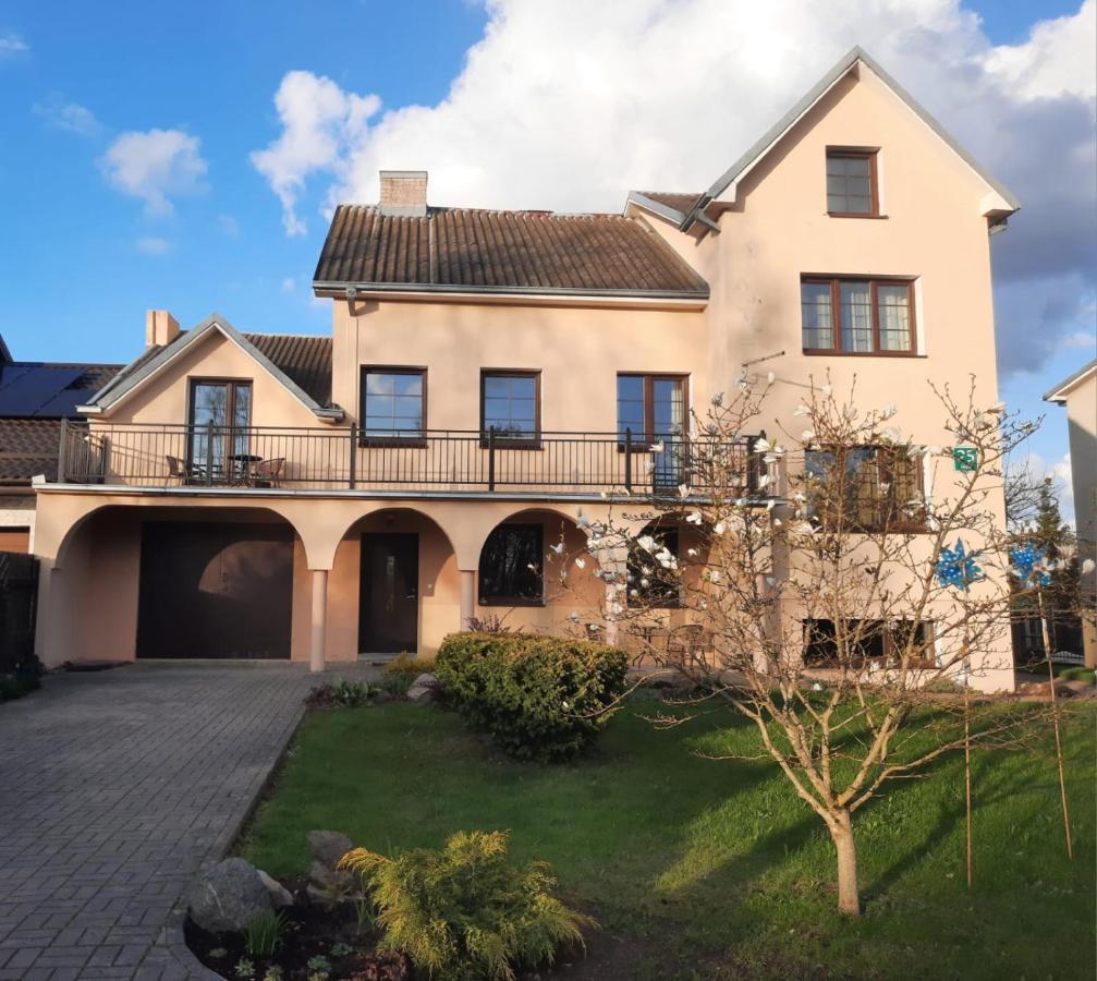 Seimos Bustas Homestay Šiauliai Exteriör bild